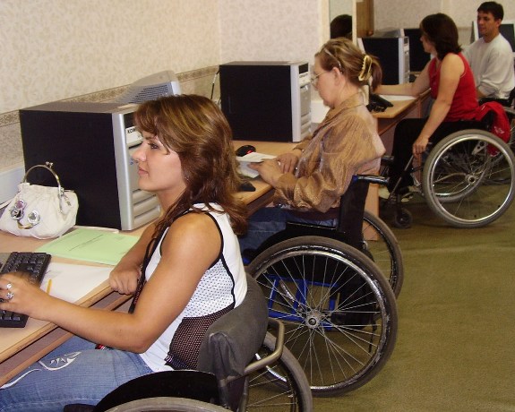 Dodiet darbu, prasa cilvēki ar invaliditāti | laigliere.com
