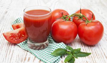 طرز تهیه آب گوجه فرنگی در خانه